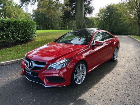 Mercedes E 250 Rot Gebrauchtwagen Gebrauchtwagen Suchen Das Parking