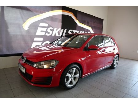 VOLKSWAGEN GOLF volkswagen-golf-5-door-gtd-2-0-dsg-euro-6-184hk-d-varmare-kmh019-bytbil-com  Used - the parking