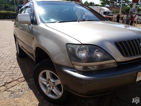 Toyota Harrier Toyota Harrier 2003 Gold Used The Parking