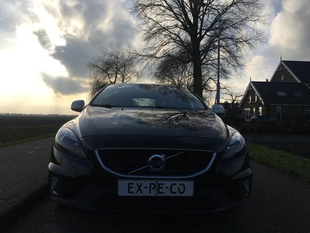 volvo v40 diesel automaat used – Search for your used car on the parking