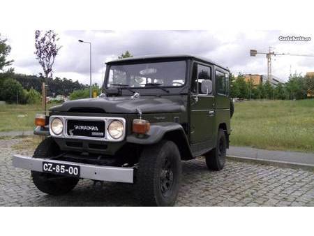 Toyota Land Cruiser Bj Gebrauchtwagen Gebrauchtwagen Suchen Das Parking