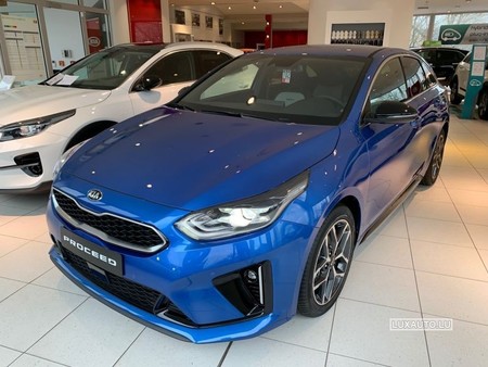 Kia Pro Ceed Kia Proceed 1 4 T Gdi Gt Line Auto Bleu D Occasion Moteur Essence Et Boite Automatique Used The Parking