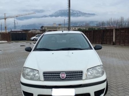 Fiat Punto Essence Italie D Occasion Recherche De Voiture D Occasion Le Parking