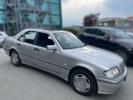 Mercedes C Class C 180 Gasoline Italy Used Search For Your Used Car On The Parking