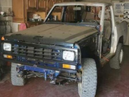 NISSAN PATROL nissan-patrol-r160-3-3td Gebrauchtwagen