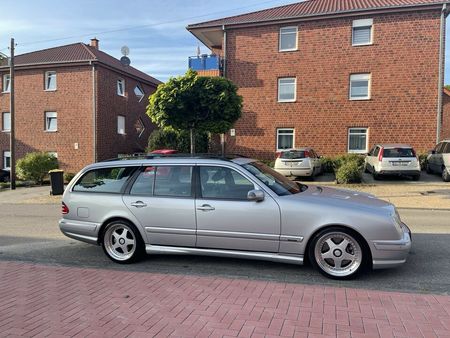 Mercedes W210 E55 Gebrauchtwagen Gebrauchtwagen Suchen Das Parking