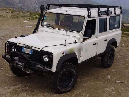Land Rover Defender Italien Gebrauchtwagen Gebrauchtwagen Suchen Das Parking