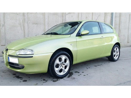 alfa-romeo-147-alfa-romeo-147-verde_8337228446.jpg