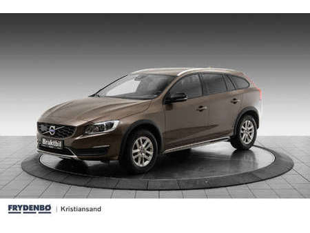 VOLVO V60 CROSS COUNTRY volvo-v60-cross-country-d3-momentum-aut-2017-85611-km-328000  tweedehands - De Parking