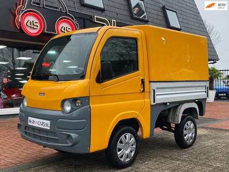 LIGIER X-PRO oldtimer-ligier-brommobiel-x-pro-laadbak-vrachtwagen-2008 ...