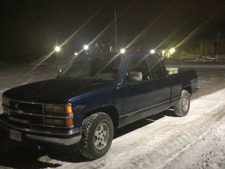 Chevrolet C K 1500 1994 Chevy Silverado 1500 2wd For Sale Cars Trucks Thunder Bay Kijiji Used The Parking