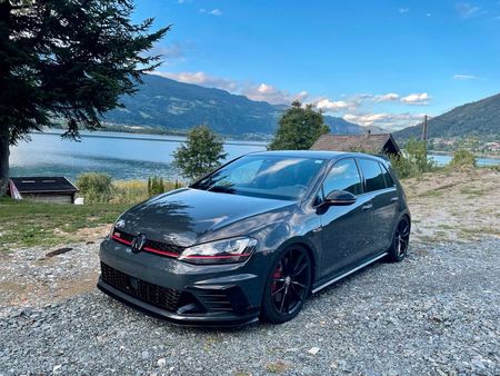 VOLKSWAGEN GOLF volkswagen-golf-7-gti-clubsport-recaro Used - the parking