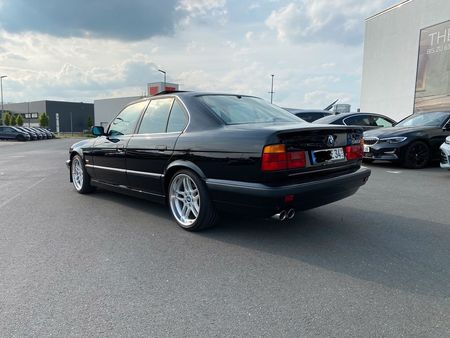 BMW 540i 5シリーズ E34 純正 フロント右 助手席 摘める アシスタント 