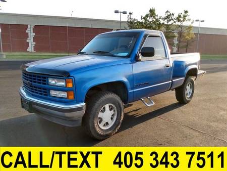 Chevrolet C K 1500 1992 Chevrolet C K 1500 Stepside Super Low Miles Drives Great Manual Occasione Il Parking