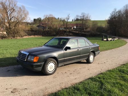 MERCEDES CLASSE E mercedes-300e-4-matic-4x4-w124-limo-rallye ...