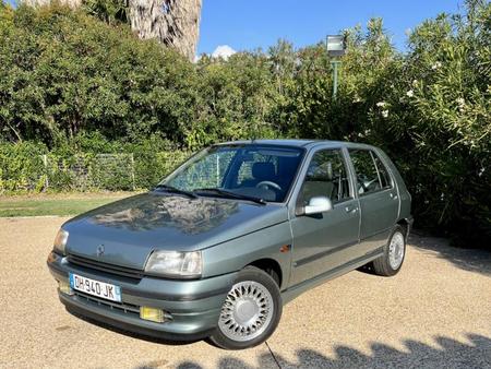 renault-clio-renault-clio-1-7-baccara-bvm-5p-1991-occasion-le-parking