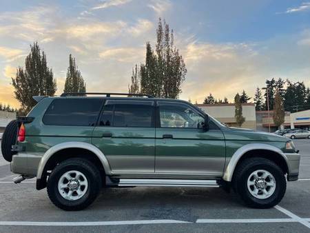 MITSUBISHI CHALLENGER 1996mitsubishichallengersport4wdat28lt