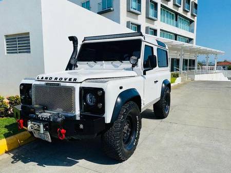 LAND ROVER DEFENDER 2002-land-rover-defender-90-td5 Used - the parking