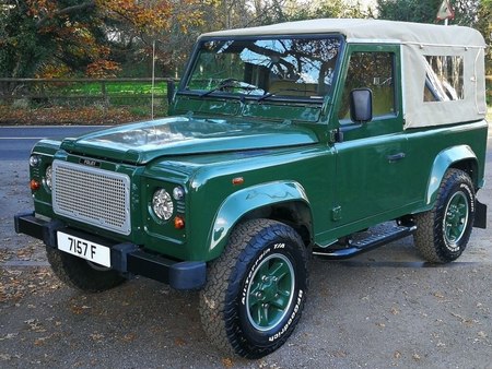 LAND ROVER DEFENDER 90st-soft-top-td5-foley-build-3-door Used - the parking