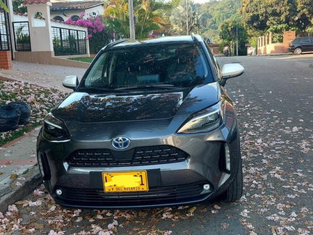 TOYOTA YARIS CROSS yaris-cross-2023-xls-full-extras-seguros-23 ...