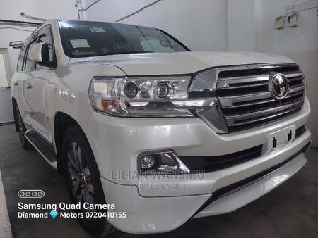 TOYOTA LAND CRUISER toyota-land-cruiser-4-6-v8-zx-2020-pearl Used