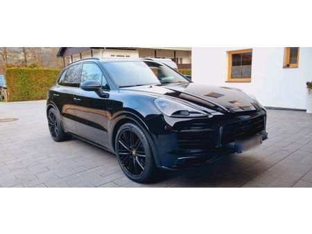 PORSCHE CAYENNE E- HYBRID