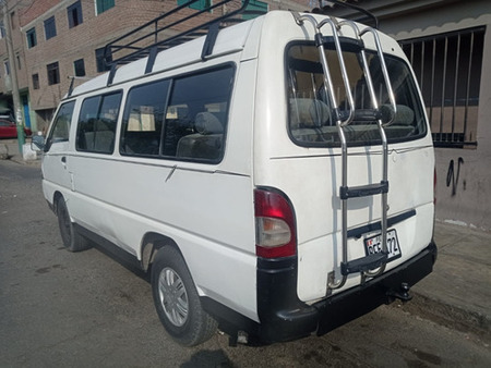 HYUNDAI GRACE van hyundai grace Used the parking