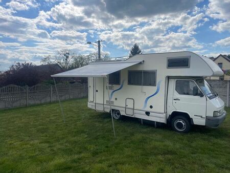 NISSAN TRADE kamper-camper -nissan-trade-3-0-diesel-1998r-3-5t-hak-klima-ksiaz-wielkopolski-o-olx-pl  Used - the parking