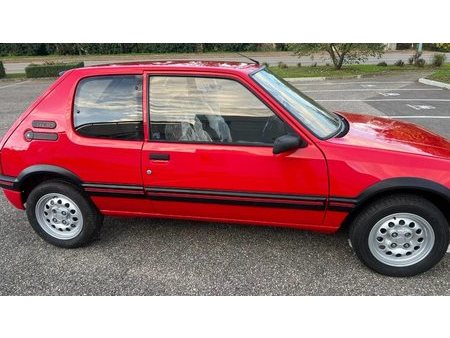 Miniature Peugeot 205 GTI 1.6 Rouge - GTS Le Mans - Échelle 1/43 - Boîte D'origine