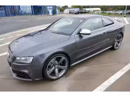 Audi A5 RS5 V8 4.2 FSI 450 quattro