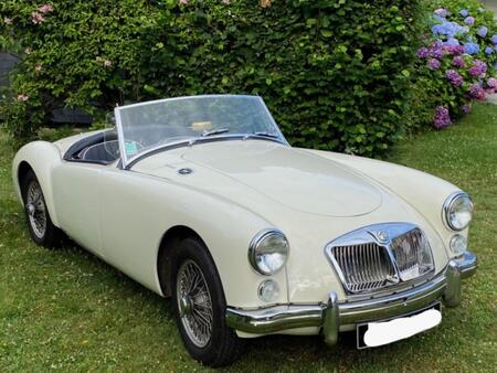 MG MGA