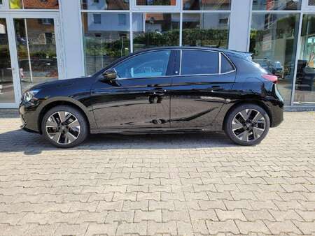 Opel Corsa 136 GS Line