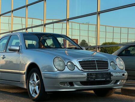 Mercedes-Benz Classe E E 240 V6 2.6 170 Elegance