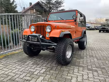 Jeep CJ7