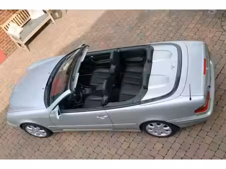 Mercedes-Benz CLK 200