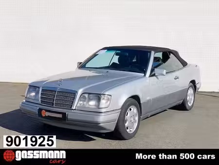 Mercedes-Benz Classe E E 200 136