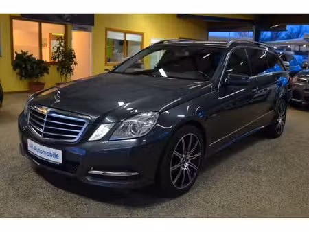 Mercedes-Benz Classe E E 200