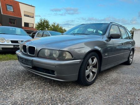 BMW Série 5 520i 2.2 170