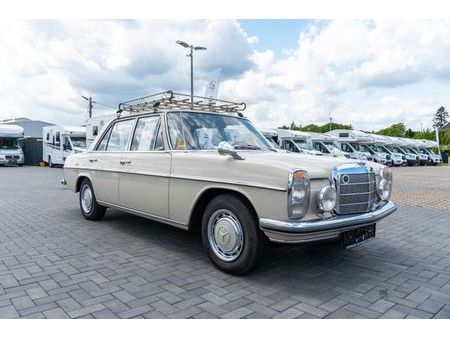 Mercedes-Benz Classe E 200