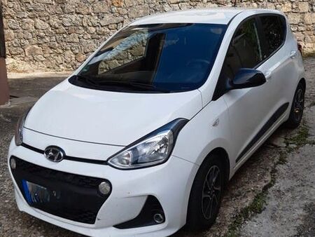 Hyundai i10 1.2 87 Uefa Euro