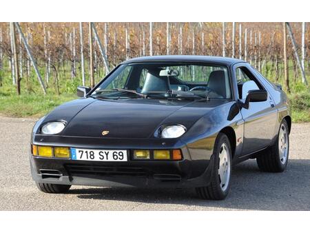 Porsche 928 S2 V8 4.7