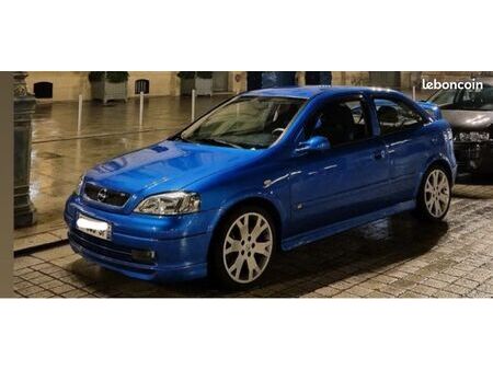 Opel Astra OPC 2.0 160 OPC Line