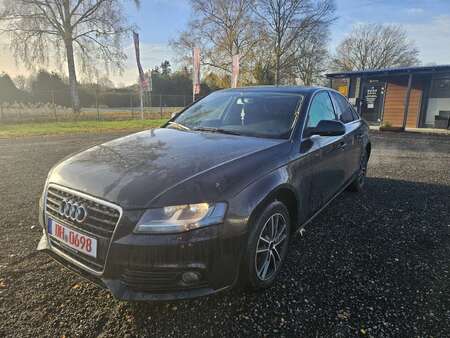 Audi A4 1.8 TFSI 120 Attraction