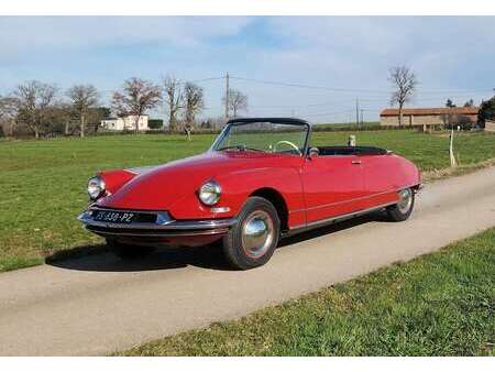 Miniature CLASSIQUES 1/43 – Citroën DS Reuter 4 Portes Cabriolet, Blanche
