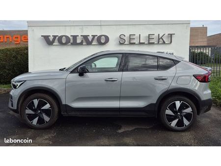 Volvo C40 252