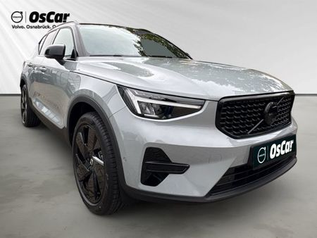 Volvo XC40 B3 2.0 163 Black Edition