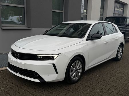 Opel Astra 1.2 110 Edition