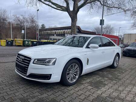 Audi A8 V8 4.2 TDI 385 quattro