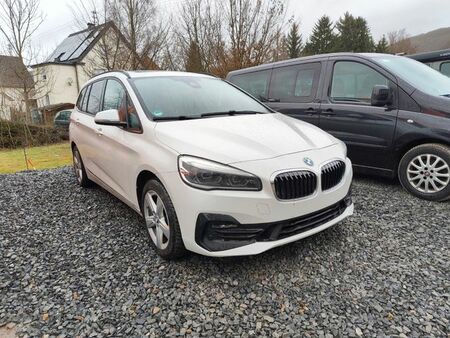 BMW Série 2 220d 2.0 190