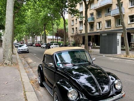 SIKU Volkswagen 1303 Cabriolet Noir – 1/43 – Boîté – Parfait État
